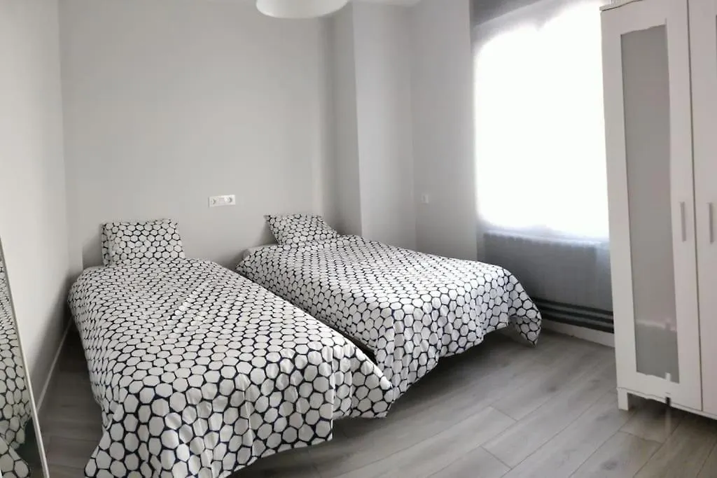 Casco Viejo 5 Min, 3 Habitaciones ,Moderno,Garaje ビルバオ 0*,  スペイン